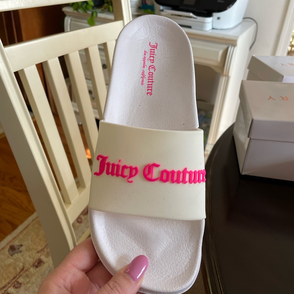 Juicy couture slides